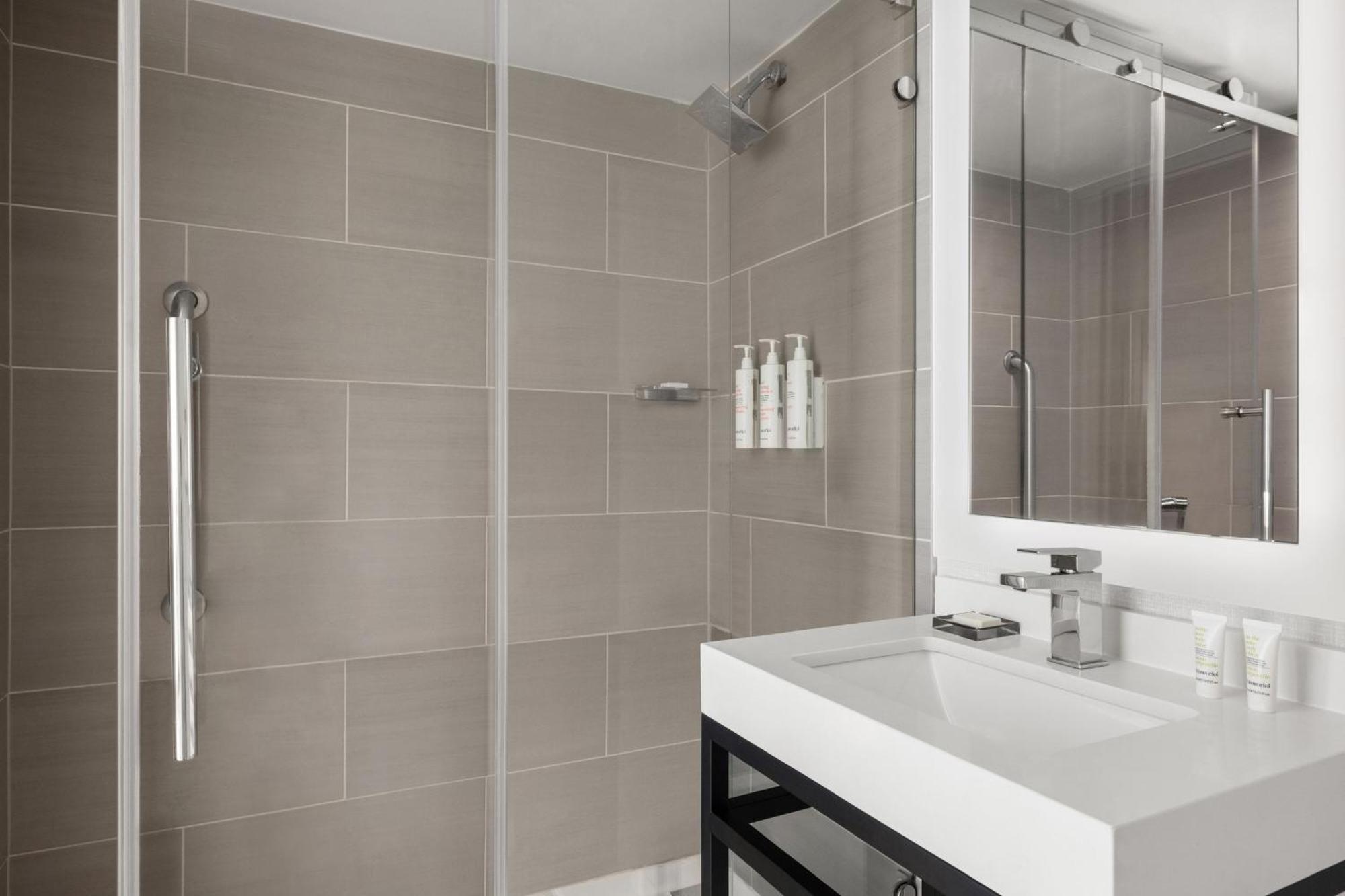 Marriott Saddle Brook Hotel Buitenkant foto