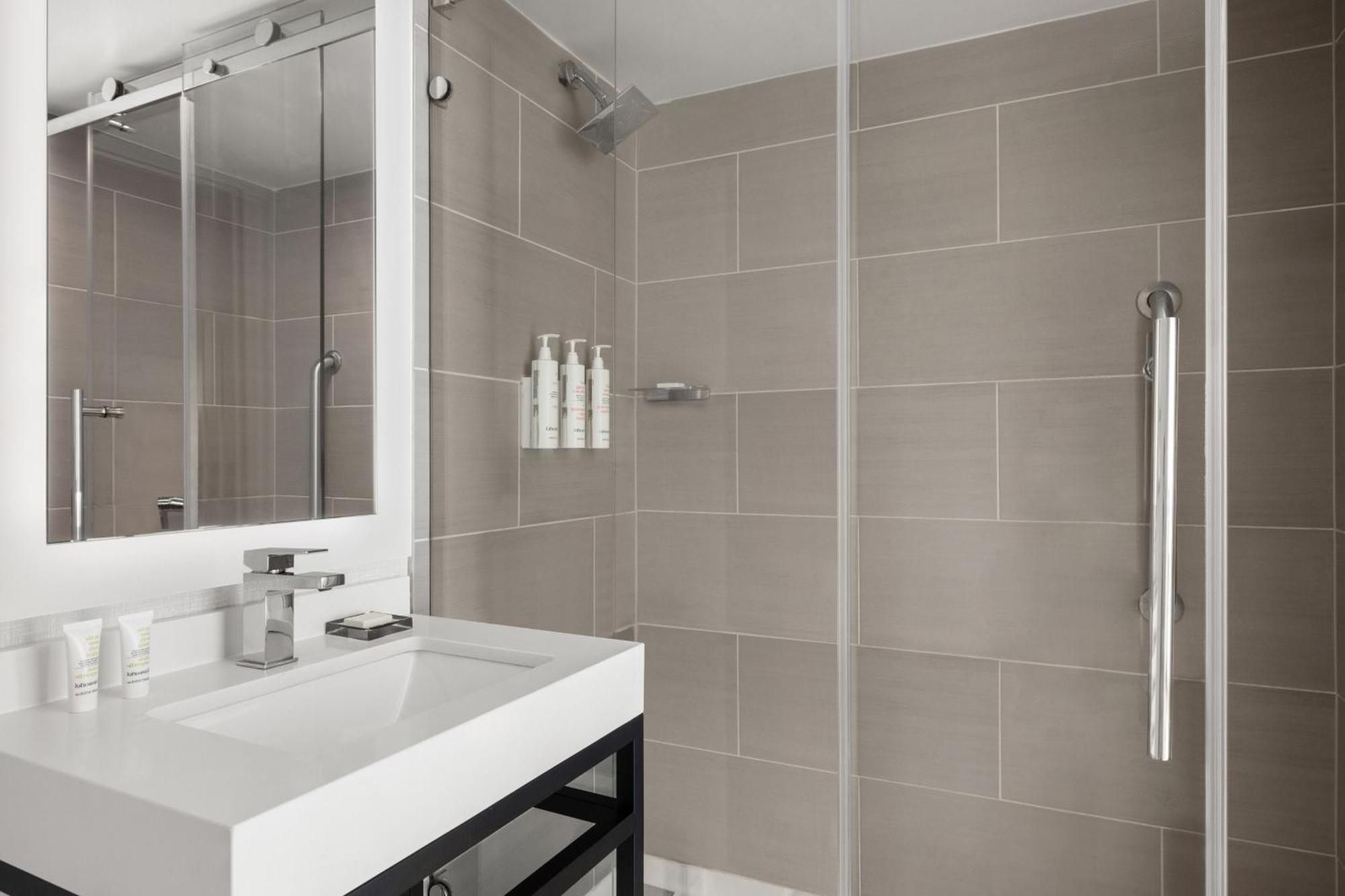 Marriott Saddle Brook Hotel Buitenkant foto