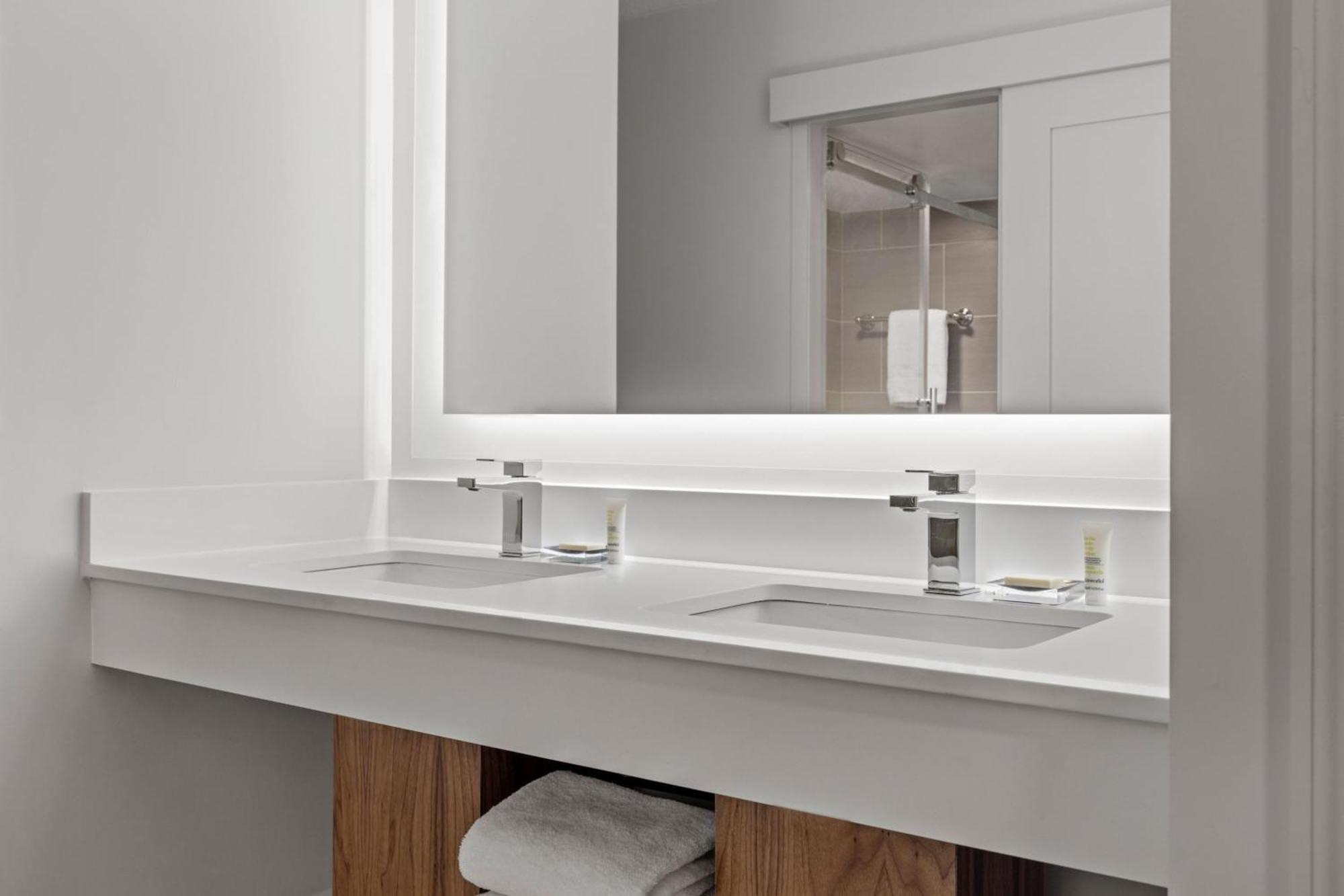 Marriott Saddle Brook Hotel Buitenkant foto